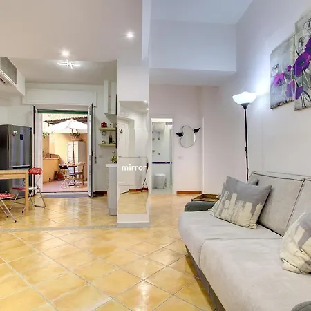 Apartment Vomero-rossini Neapel