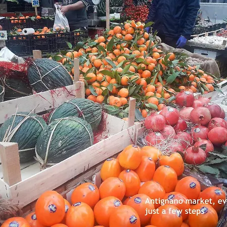 Vomero-rossini * Неаполь